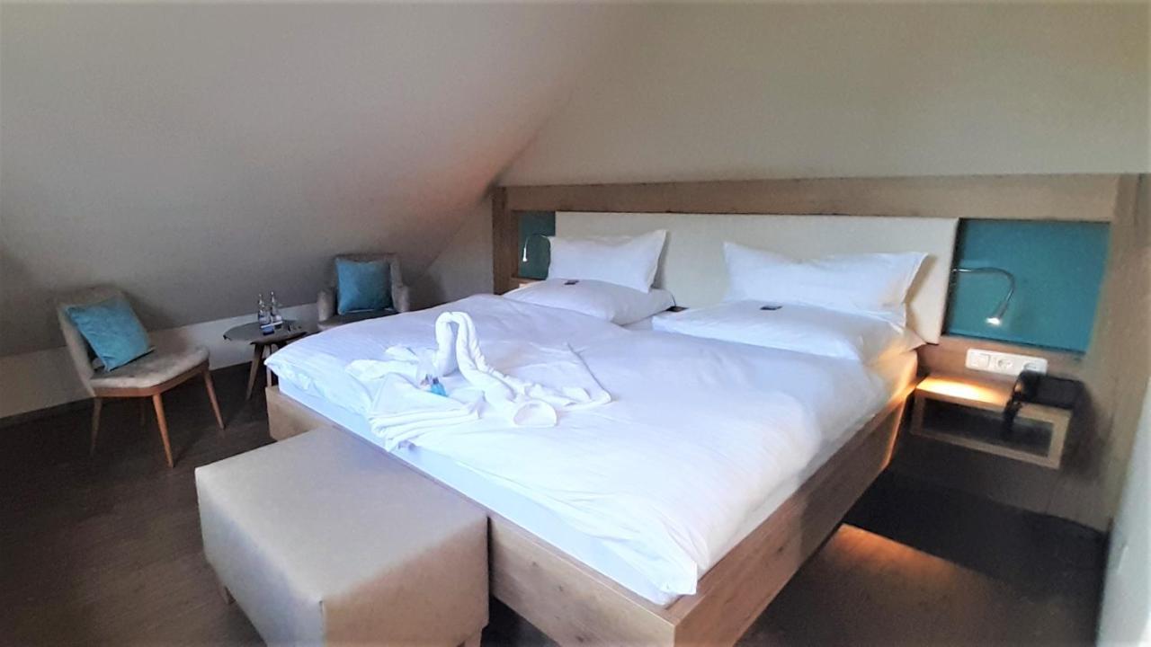 Hotel & Restaurant Lenzer Krug Malchow  Luaran gambar