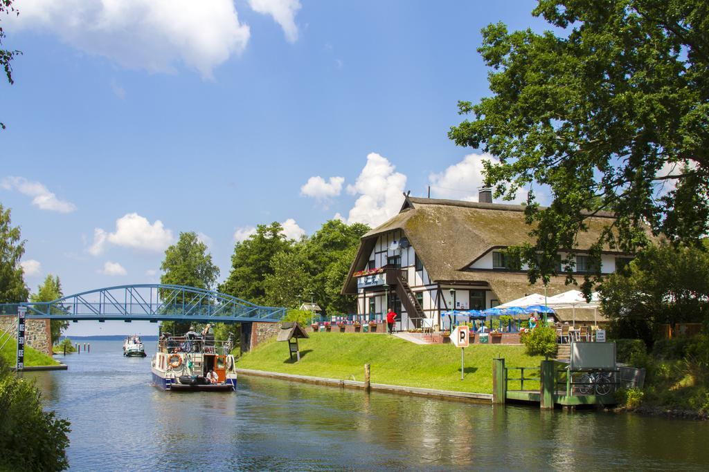 Hotel & Restaurant Lenzer Krug Malchow  Luaran gambar